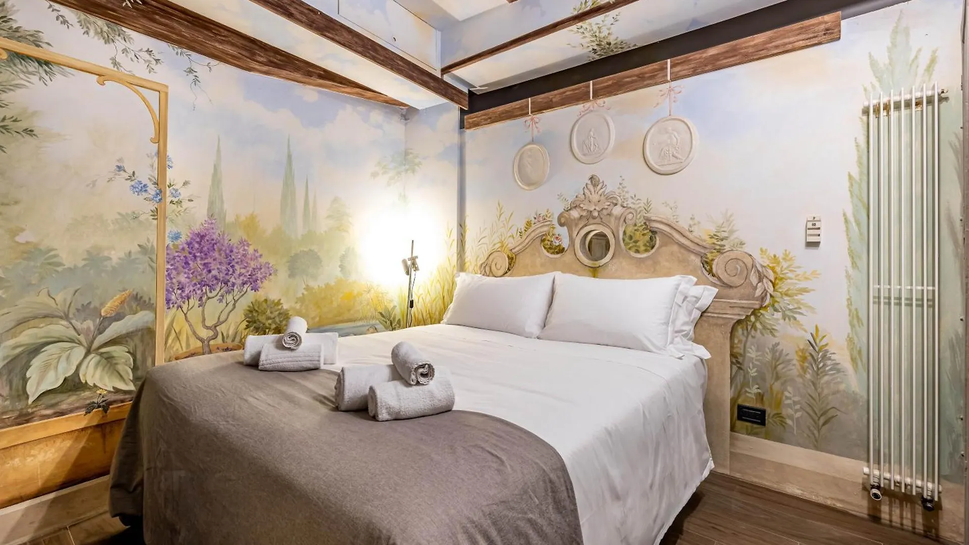 Yid Luxury Near Ponte Vecchio Apartment Florence 0*,  Italy