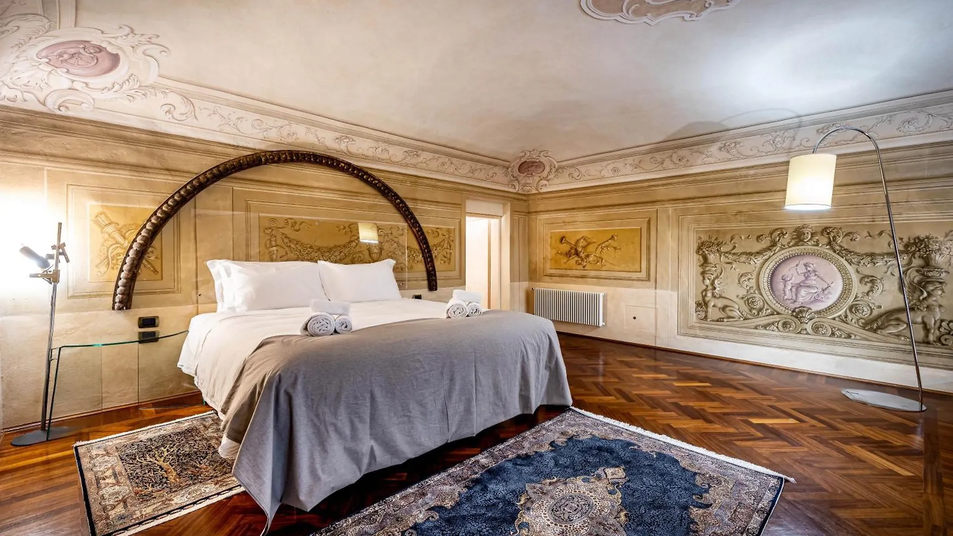 Yid Luxury Near Ponte Vecchio Apartment Florence Italy