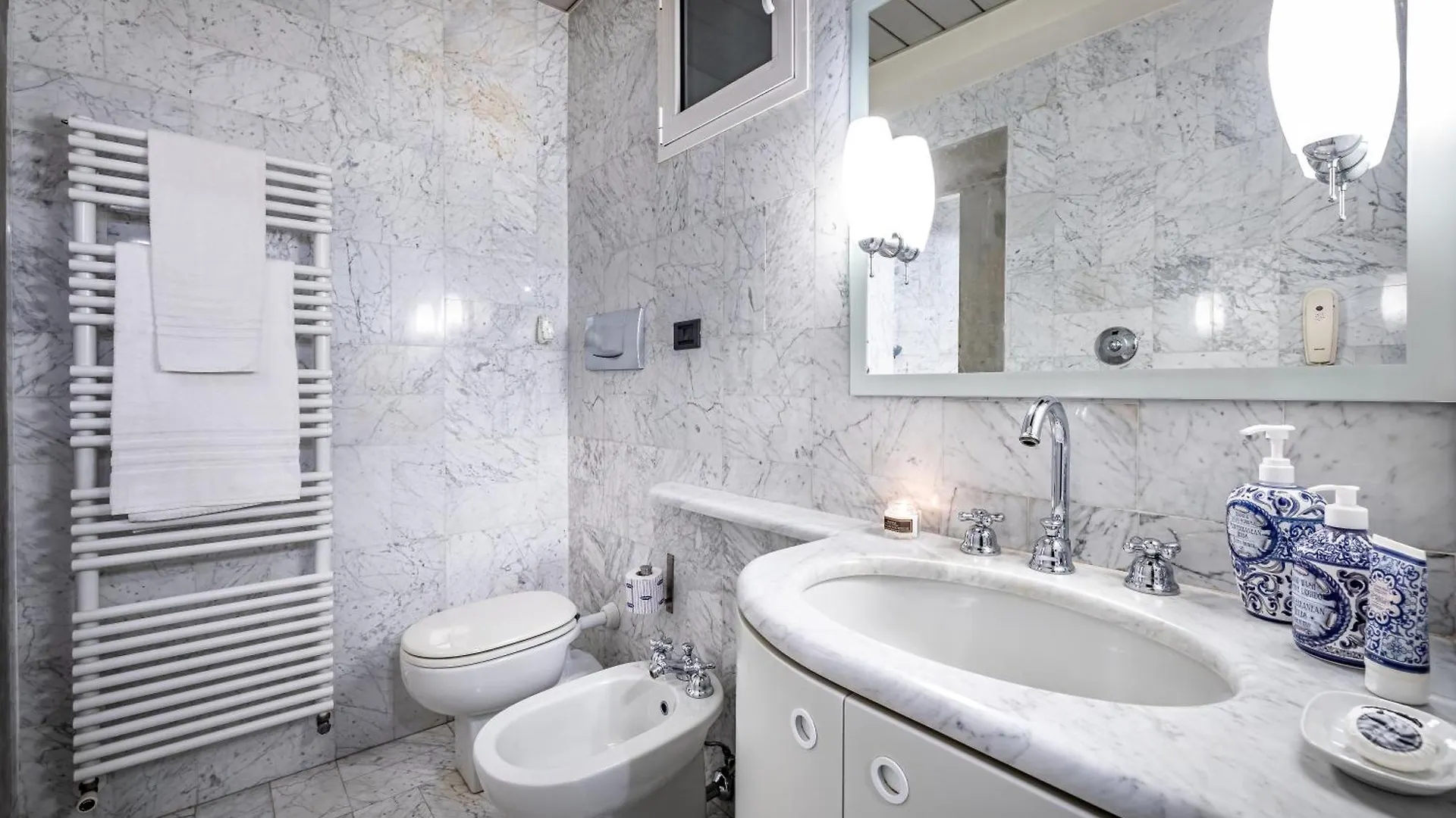 Yid Luxury Near Ponte Vecchio Apartment Florence